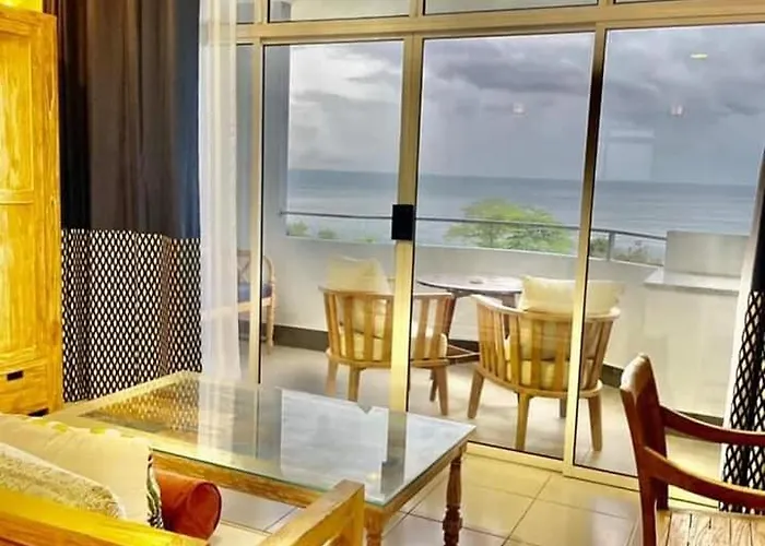 Beau Vallon - Vacation Victoria